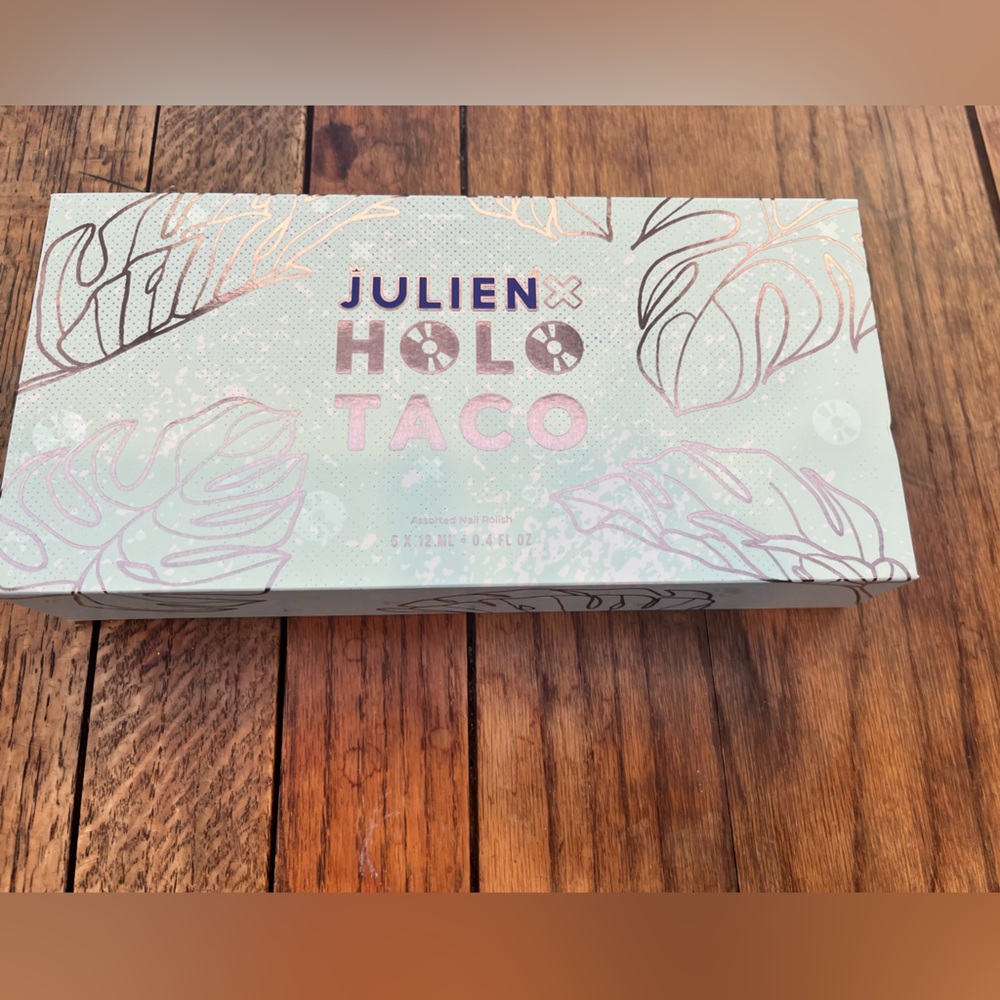 Holo Taco x Julien collection box ONLY